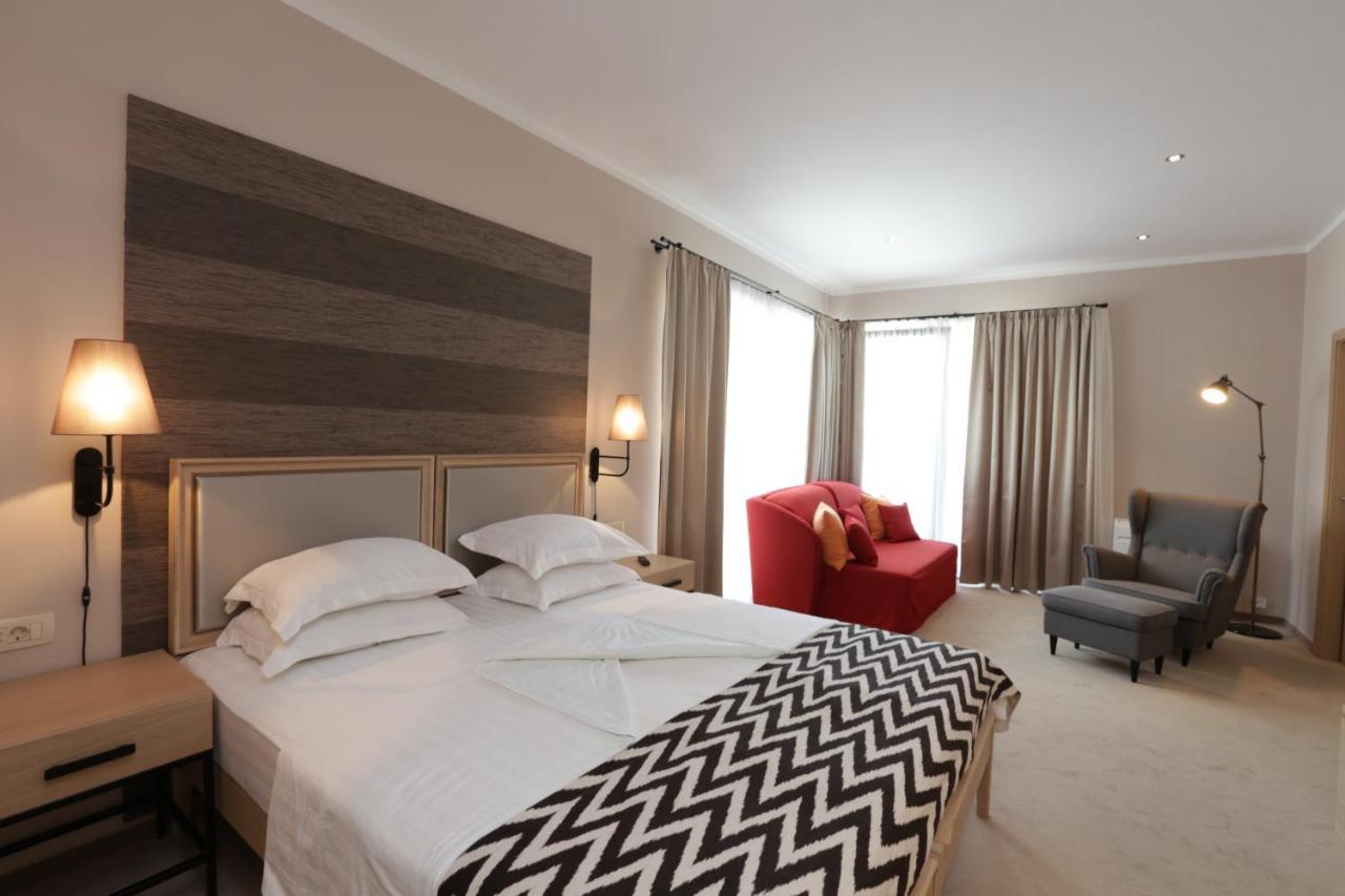 Hotel Tara Becici Будва Экстерьер фото