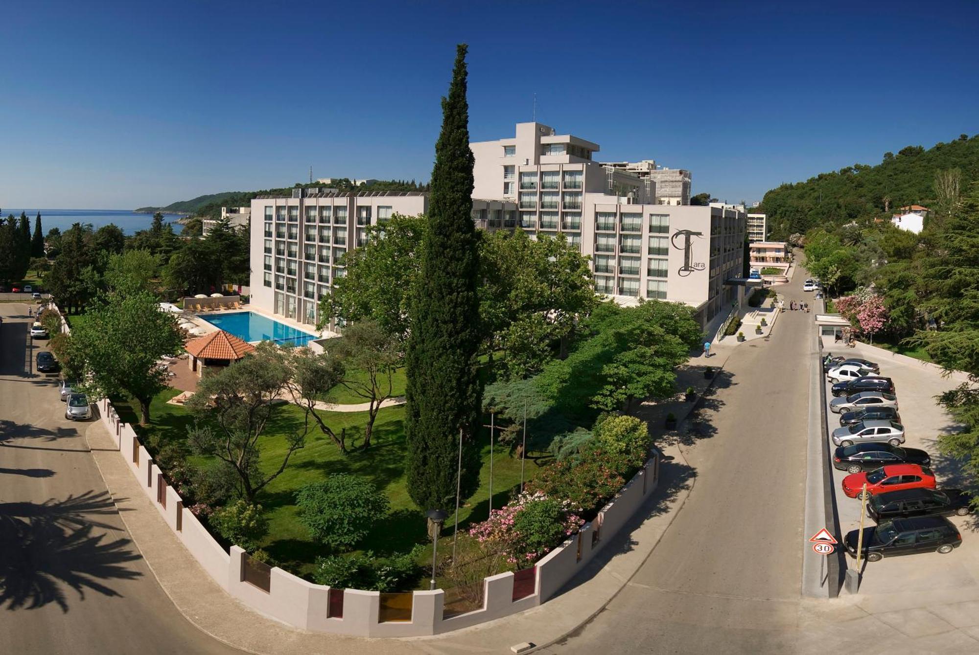 Hotel Tara Becici Будва Экстерьер фото
