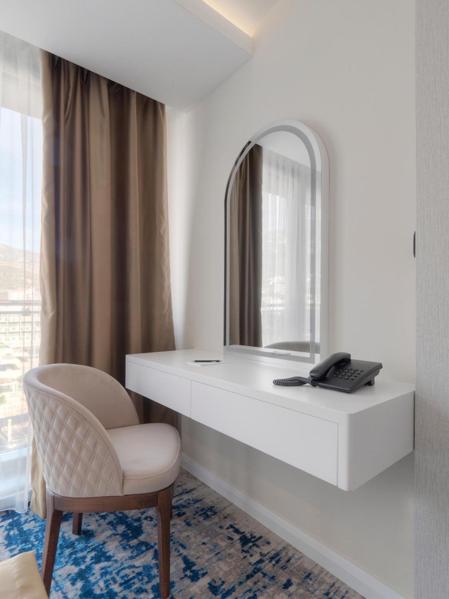 Hotel Tara Becici Будва Экстерьер фото