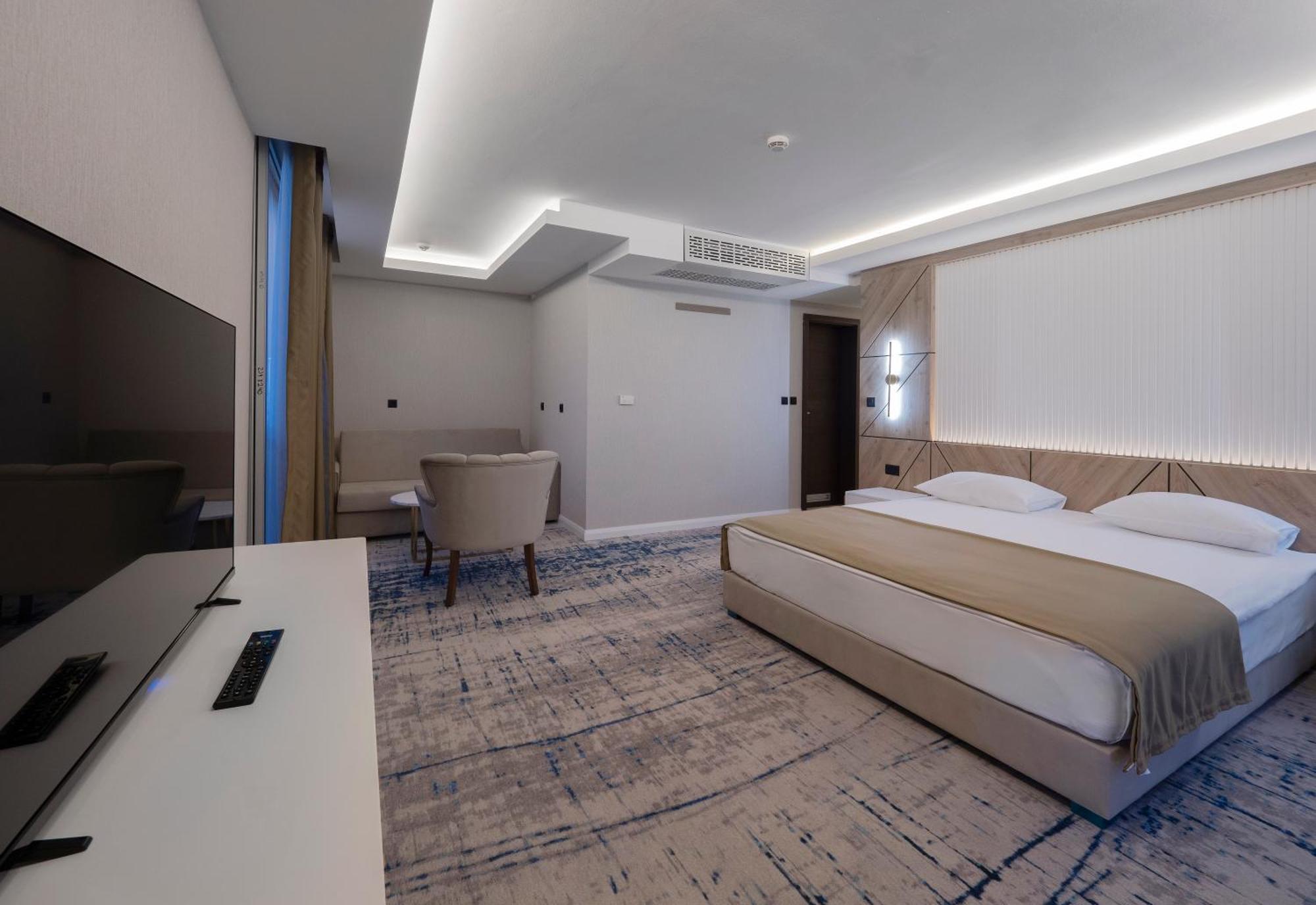 Hotel Tara Becici Будва Экстерьер фото